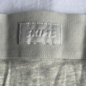 BNWT. SKIMS soft lounge boxer. Size M.
